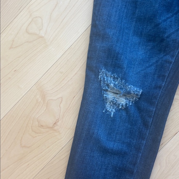 DRIFTWOOD NWT’s . Dark Blue Embroidered Ankle Crop Jeans- style Jackie - Picture 4 of 8